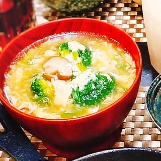 フワフワ♡卵とブロッコリーのスープ